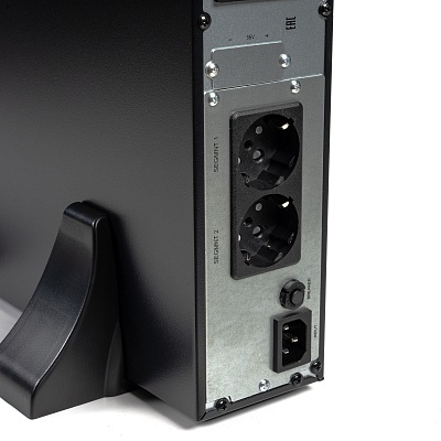 SKAT-UPS 2000-RACK-ON P3